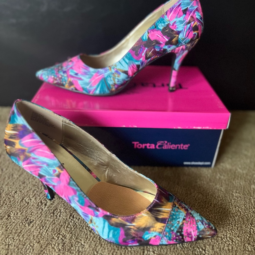 Torta Caliente Heels